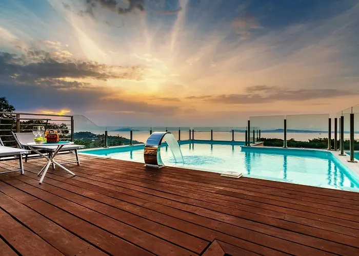 & Le Tore Vila Sorrento