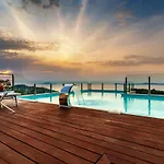 Le Tore Villa Sorrente